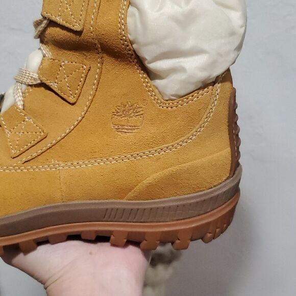 Timberland Mount Holly Duck Boots - Suede Lace Up Puffer Boots in Tan Size 8 - Picture 7 of 16